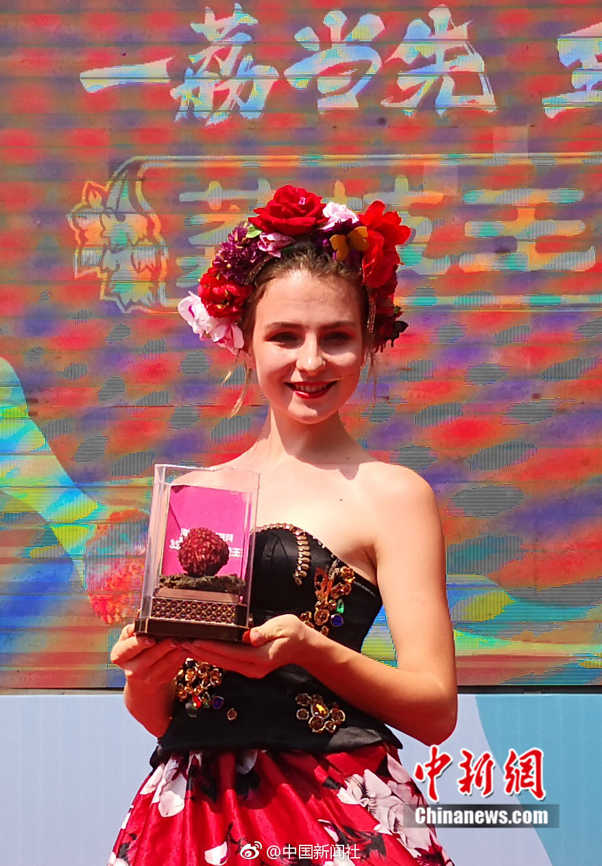 電視人和監(jiān)控人音響人他們的進話時_鄂爾多斯市高質(zhì)量發(fā)展有“心勁” 團結(jié)一心 文明潤心 幸福暖心