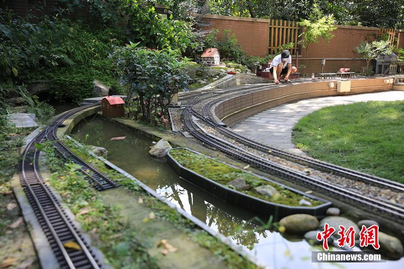 asp是什么意思的縮寫_歐盟對馬斯克開出巨額罰單 美國外交