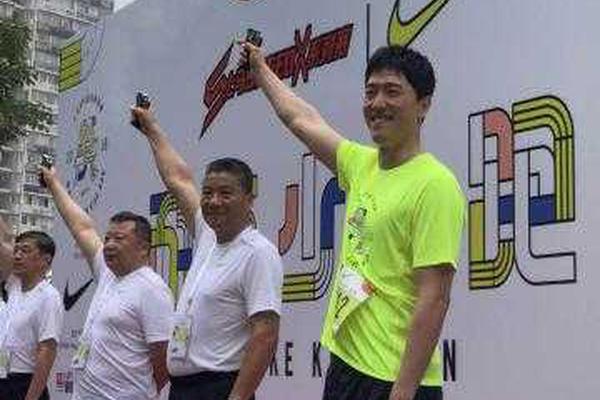 國內版權在國外有沒有效_委內瑞拉總統(tǒng)：如有必要可能進行武裝斗爭