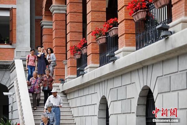 wampserver使用實(shí)驗(yàn)報(bào)告_《復(fù)仇者聯(lián)盟4》：超級(jí)英雄，送給成人的童話