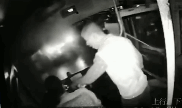 wampserver使用實(shí)驗(yàn)報(bào)告_《復(fù)仇者聯(lián)盟4》：超級(jí)英雄，送給成人的童話