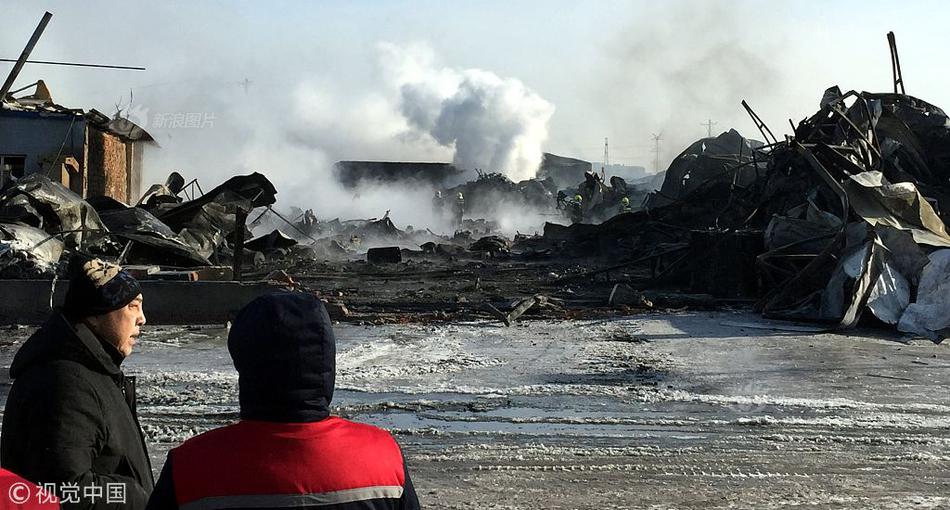 windows端口管理工具_(dá)大學(xué)生走進(jìn)“未來工廠”，探索智能制造新圖景