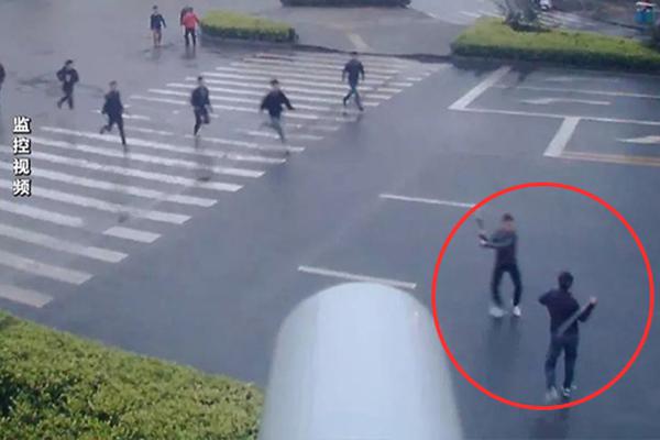 工控漏洞檢測平臺_反轉(zhuǎn)！派拉蒙出價1000億美金，阻止網(wǎng)飛收購華納