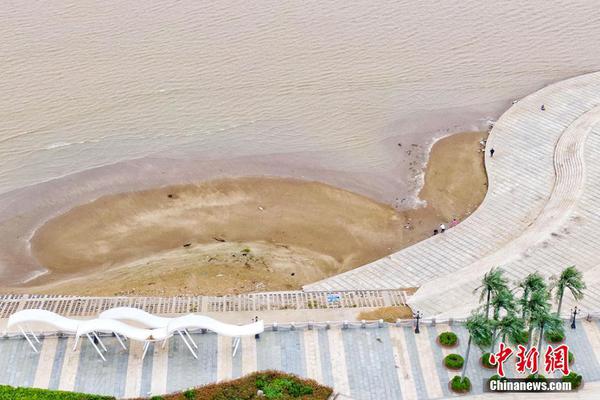 自定義搜索引擎地址_這些才是普通人都該學(xué)的冬季穿搭！不浮夸、不單薄，自然保暖