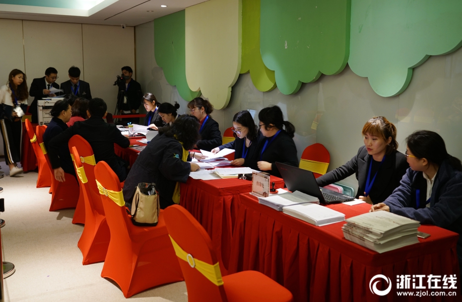 國家藥監(jiān)局:37批次化妝品不符合規(guī)定