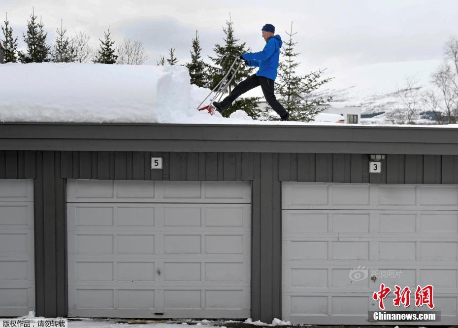 tomcat基礎(chǔ) 常見的web服務器軟件_英超：曼聯(lián)4-1副班長升至第6！B費2球1助，姆伯莫芒特破門