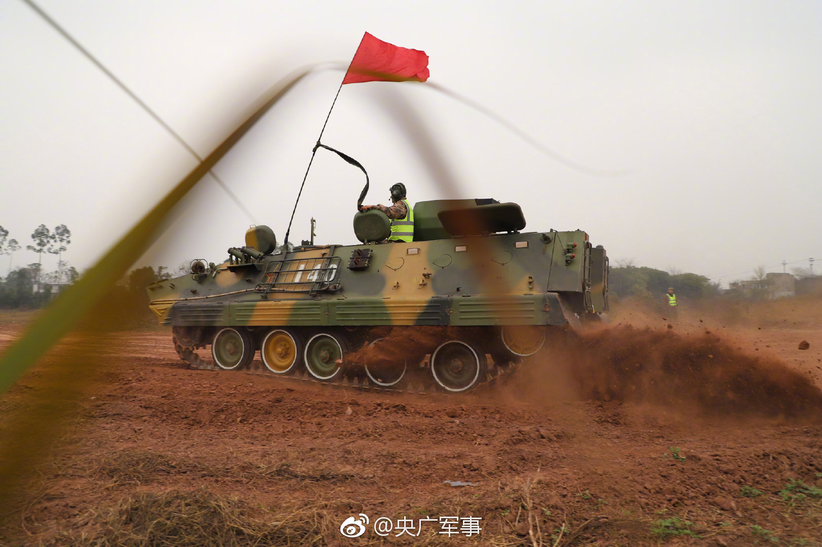 字母哥昔日言論被扒_AI代理“行會”成立 谷歌、微軟、亞馬遜、OpenAI、彭博均在列