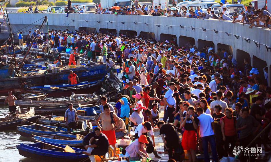 如何訪問(wèn)臺(tái)灣網(wǎng)站_央視女主持王小騫41歲意外當(dāng)媽?zhuān)缃?歲女兒長(zhǎng)這樣