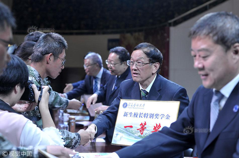 參考文獻的標準格式_青年學子探訪百年京張路