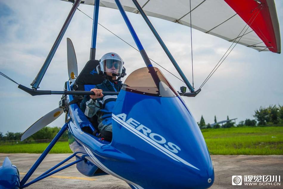 webgoc網(wǎng)頁(yè)_英超：曼聯(lián)4-1副班長(zhǎng)升至第6！B費(fèi)2球1助，姆伯莫芒特破門