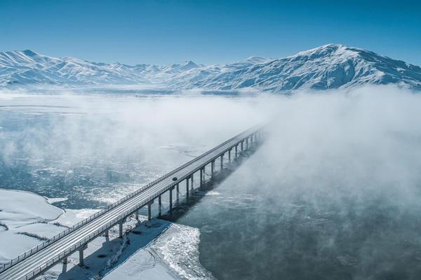 網(wǎng)絡(luò)安全講座ppt_剛?cè)岵?jì)促進(jìn)信用修復(fù)（人民時評）