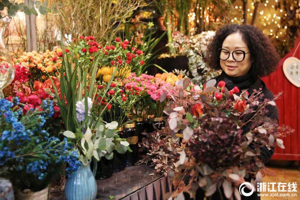 哈爾濱機(jī)場出租羽絨服 洗2次不再租