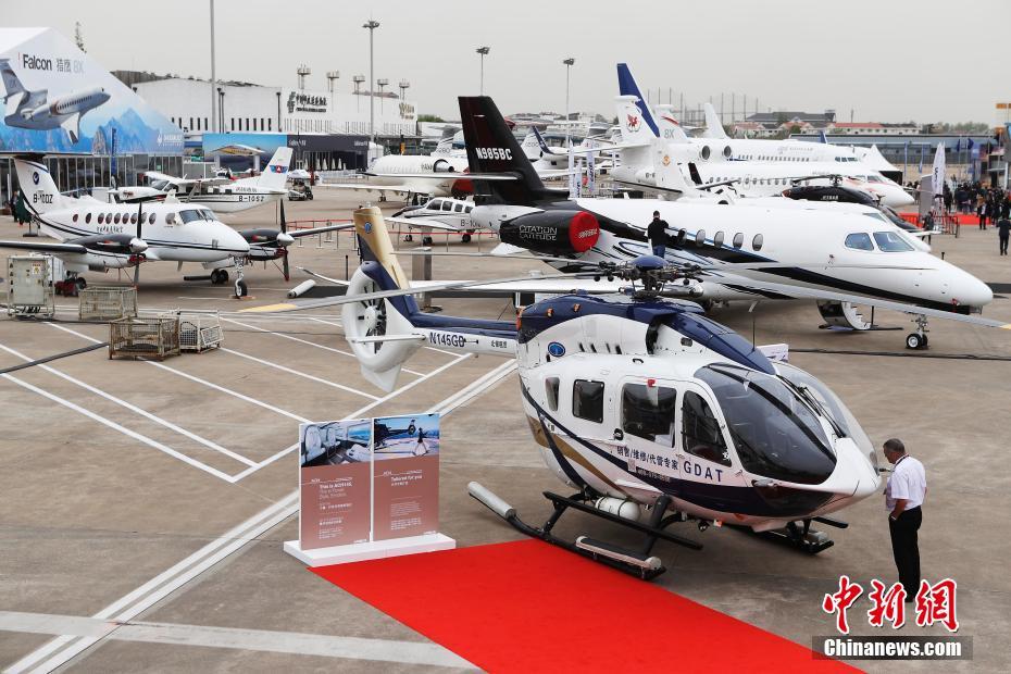 小飛機(jī)網(wǎng)盤是什么騙局_詹姆斯：現(xiàn)在的進(jìn)攻籃板率上升是因為三分投得多 長籃板也就更多