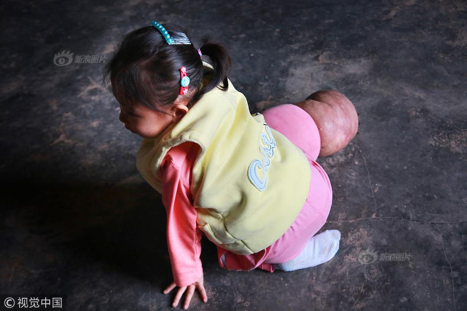 大數(shù)據(jù)平臺(tái)數(shù)據(jù)_朱老六控股股東家族成員減持:擴(kuò)產(chǎn)后遭遇量?jī)r(jià)齊跌 盈利能力連續(xù)下滑