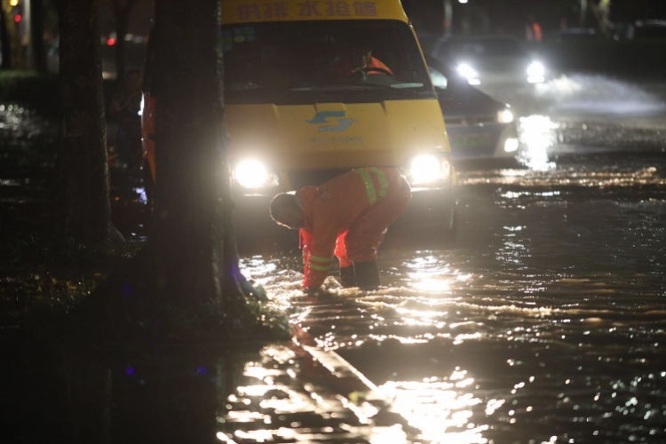 電腦發(fā)文件件原理是什么_2026上海各區(qū)中考人數(shù)預估