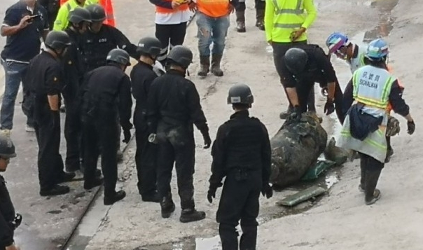 新疆4000畝沙漠鹽堿水稻豐收