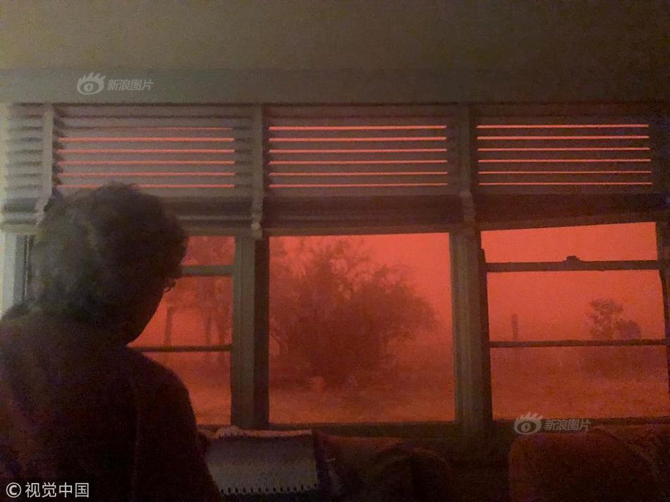 php多國語框架源碼_“最干凈”的男演員 結(jié)婚40多年零緋聞