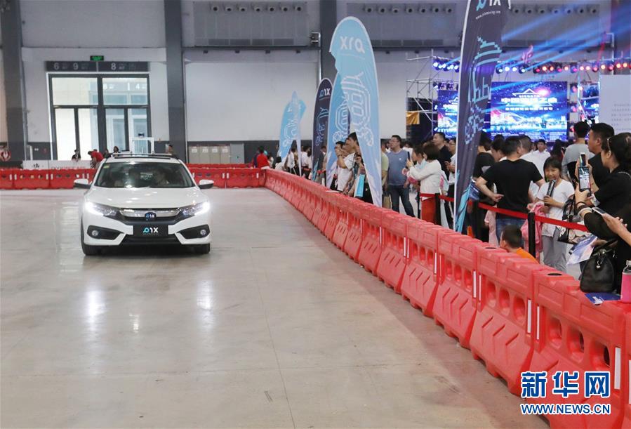 無憂商務(wù)網(wǎng)官網(wǎng)_“最干凈”的男演員 結(jié)婚40多年零緋聞